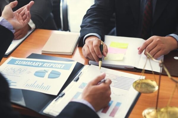 Advogado Especialista em Consultoria Trabalhista: Como Proteger Sua Empresa